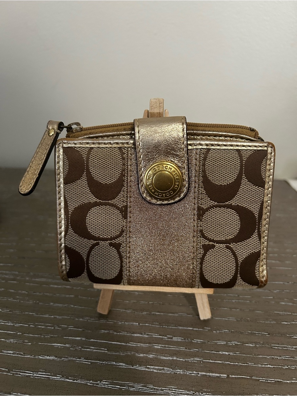 COACH Ergo Signature Wallet with signature 'C' canvas panels - Picture 2 of 13